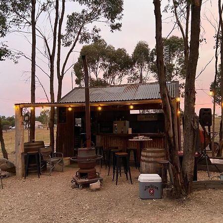 Yeoy'S Cabin Tallarook Exterior photo